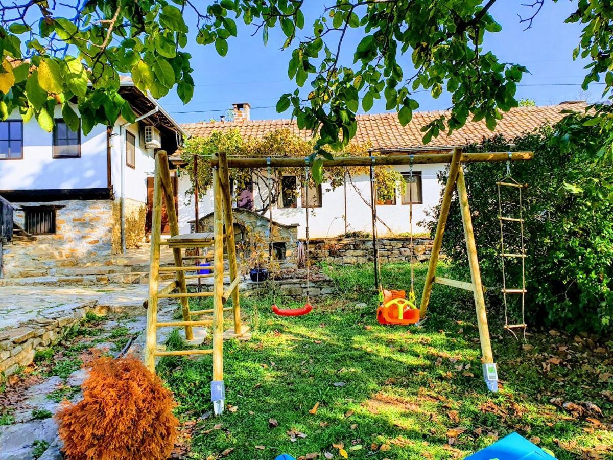 Villa Girgina Bukovets Exterior photo